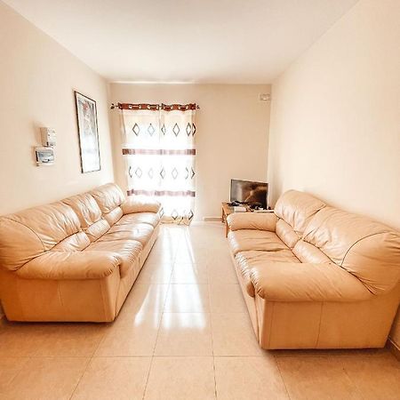 Stresa Court Apartments Saint Julian's Bagian luar foto