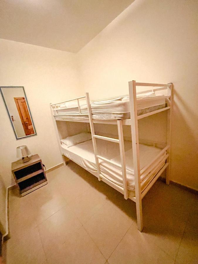 Stresa Court Apartments Saint Julian's Bagian luar foto