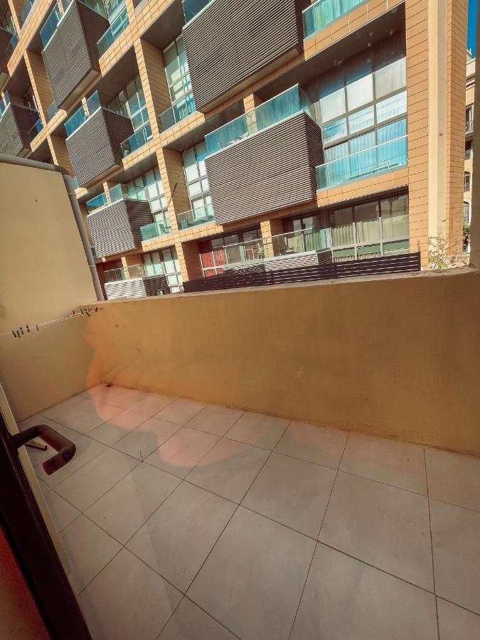 Stresa Court Apartments Saint Julian's Bagian luar foto